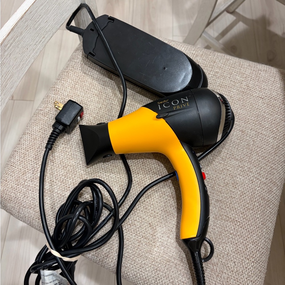 ICON Prive Sedu Yellow Hair Dryer